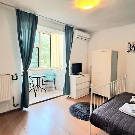 Inchiriez Garsoniera In Regim Hotelier Unirii Букурещ Екстериор снимка
