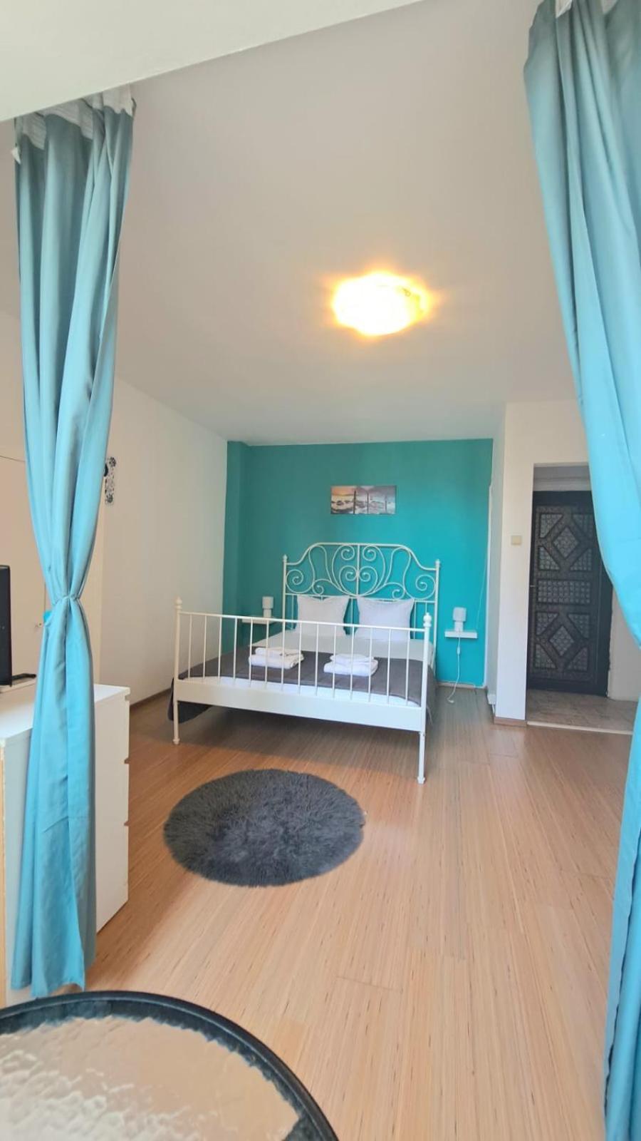 Inchiriez Garsoniera In Regim Hotelier Unirii Букурещ Екстериор снимка